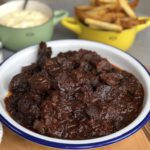 stoofvlees in ketjap saus zoet en pittig stoof vlees