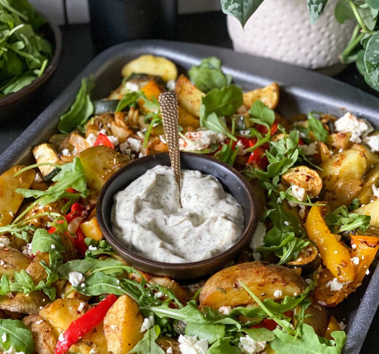 vegetarische traybake met aardappel en groenten vegetarische traybake