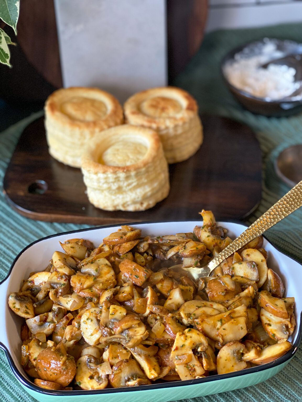 Pasteitjes met vegan champignon ragout - Familie over de kook