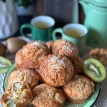 volkoren cupcakes met kiwi en appel