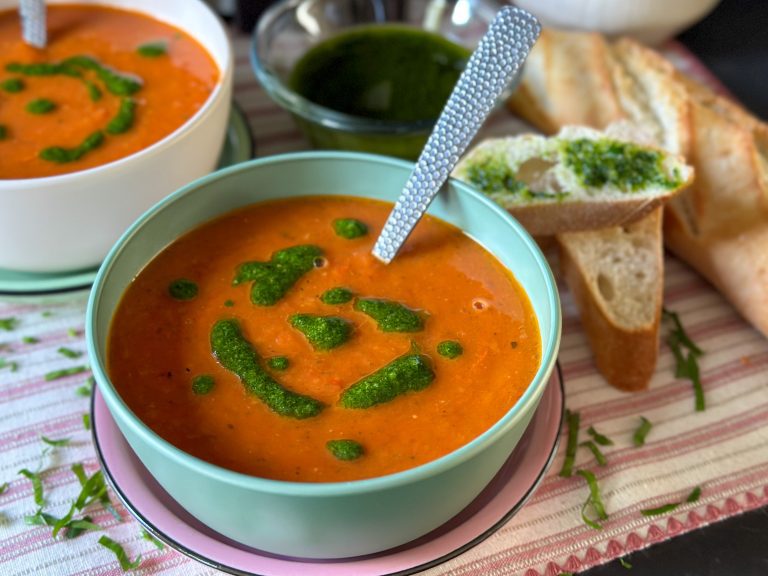 Simpele kruidige tomatensoep simpele kruidige tomatensoep