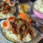 thaise kip met kruidige rijst