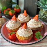 aardbeien cupcakes met MonChou topping