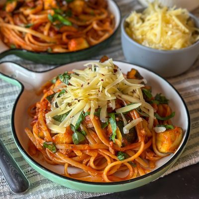 spaghetti in tomatensaus met gehakt en courgette spaghetti in tomatensaus met gehakt en courgette