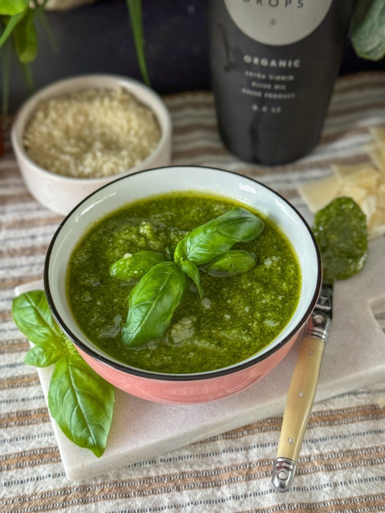 pesto zonder pijnboompitten maken