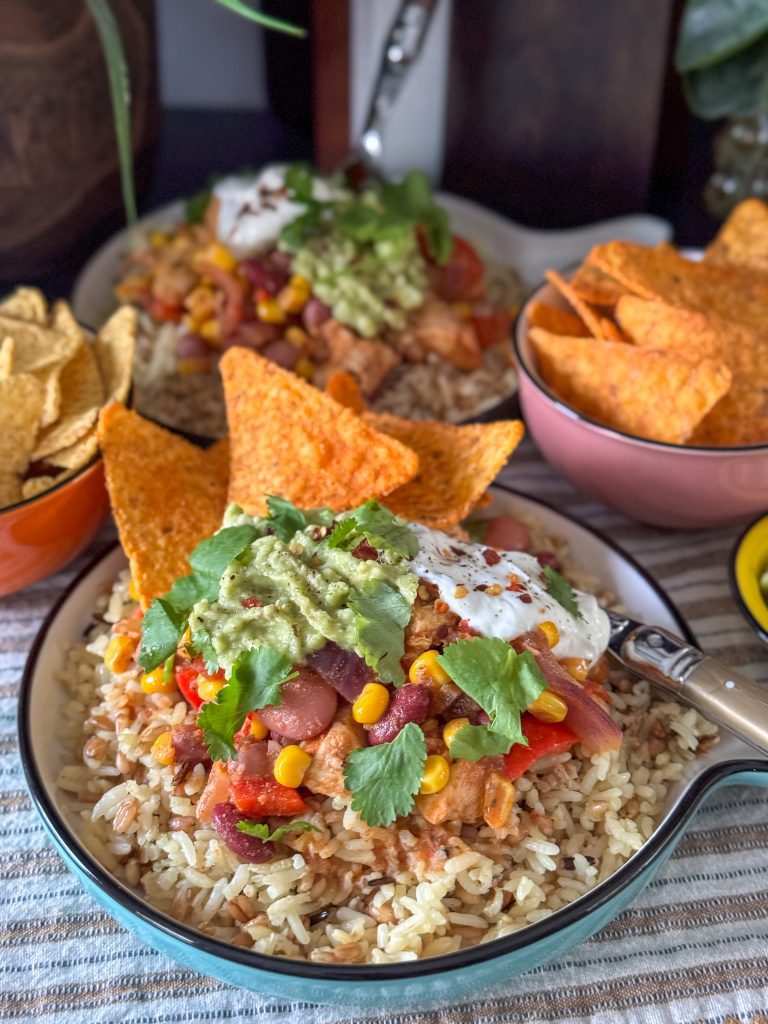 Mexicaanse kip met rijst en bonen