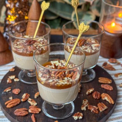 karamel panna cotte met pecannoten