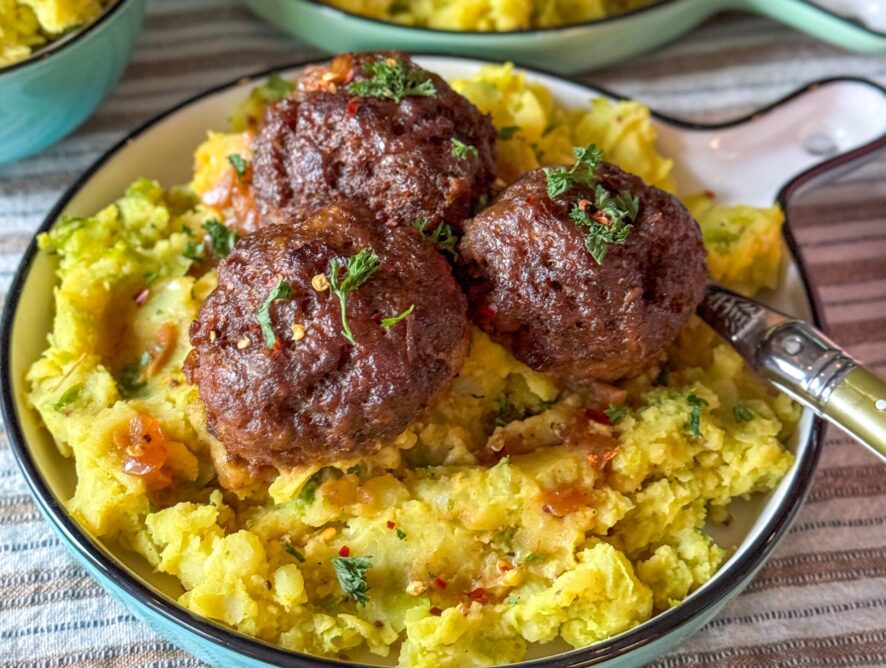 spruitjes stamppot met kerrie en gehaktballetjes