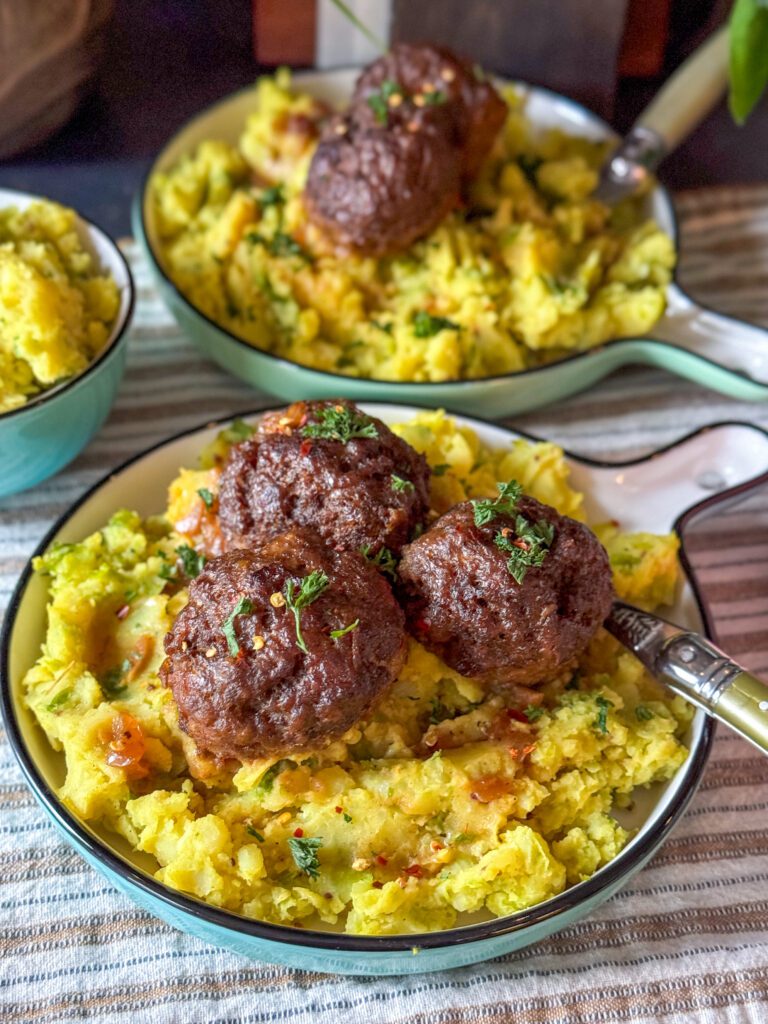 spruitjes stamppot met kerrie en gehaktballetjes