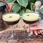 Zelfgemaakte Espresso Martini met wodka en koffielikeur