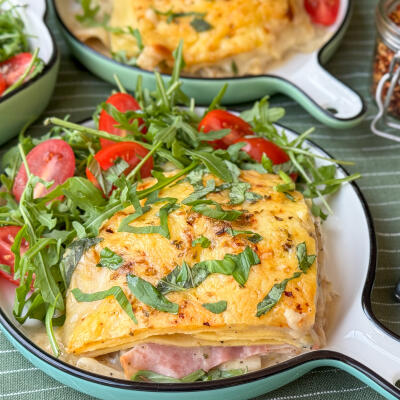 Lasagne met witlof en bechamelsaus – romige ovenschotel voor het hele gezin Lasagne met witlof, ham en bechamelsaus – romige ovenschotel uit de oven