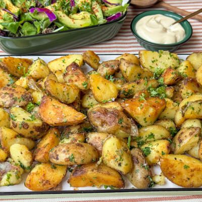 Zelf krokant gebakken aardappelen maken? Zo lukt het stap voor stap krokant gebakken aardappelen recept met Opperdoezer Ronde, zelfgemaakt in een pan met verse kruiden